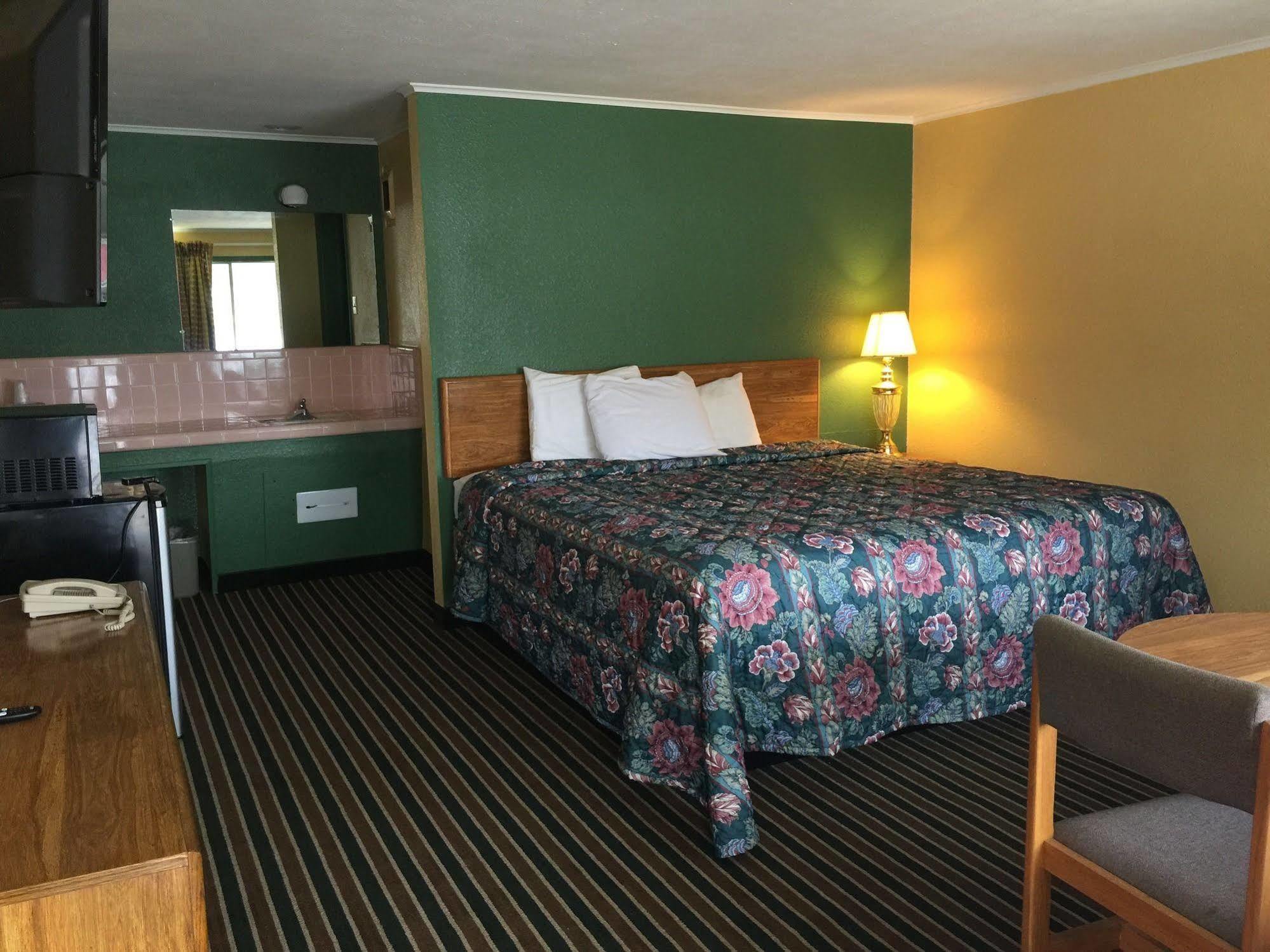 Family Budget Inn Harrison Exteriör bild